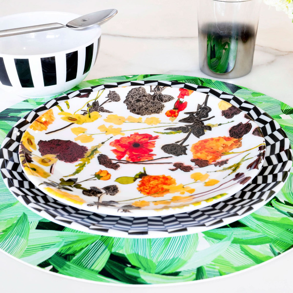 Contemporary Nature Set 16 Piece Setting
