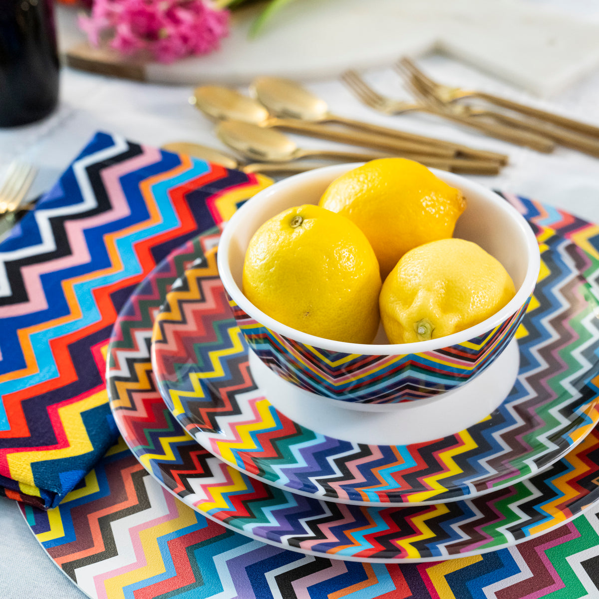 Multicolored Zigzag Starter Set - 12 Piece Setting